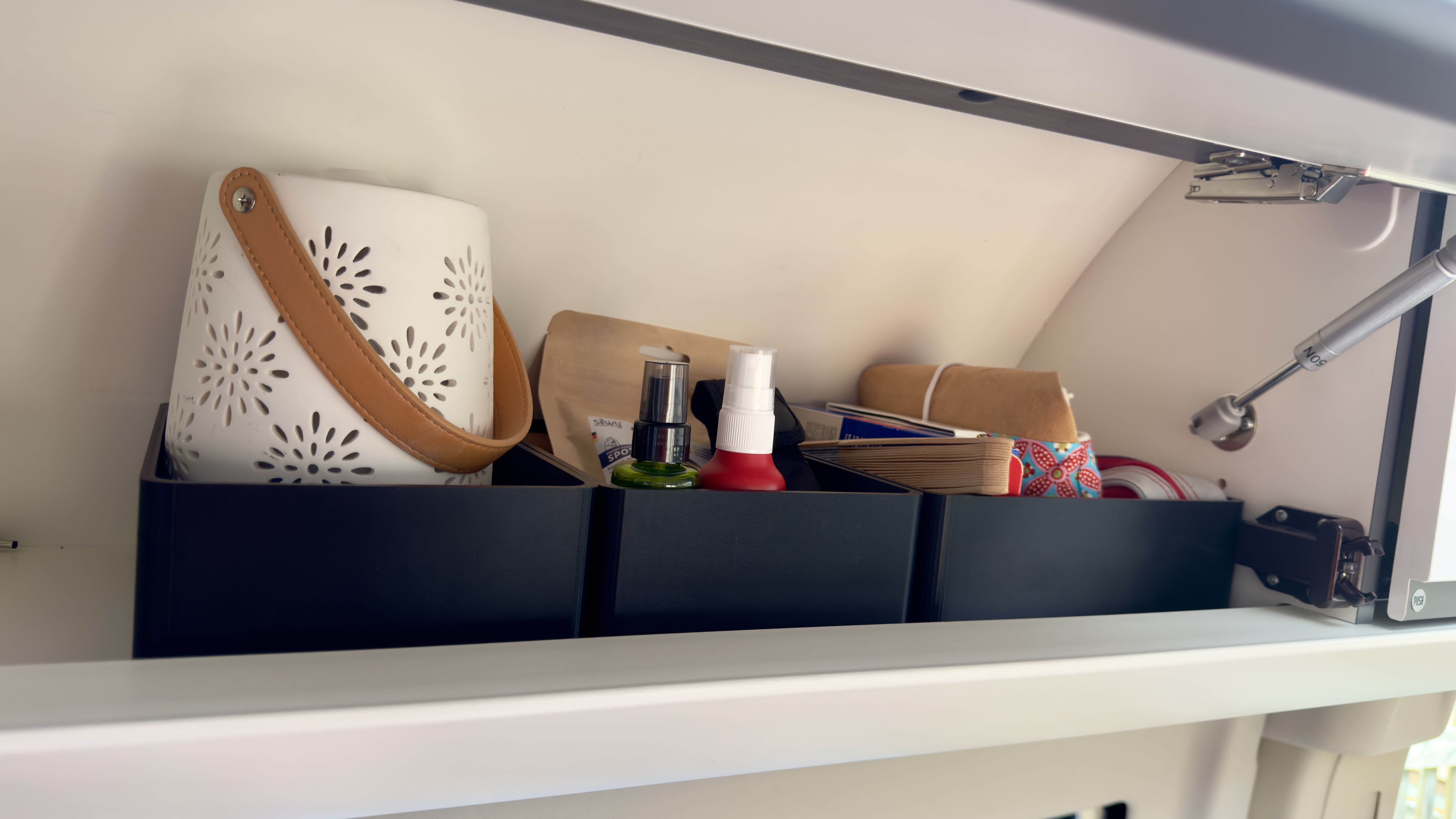 Praktische Aufbewahrungsboxen für Camper – in 3 Größen (125mm, 150mm, 200mm)